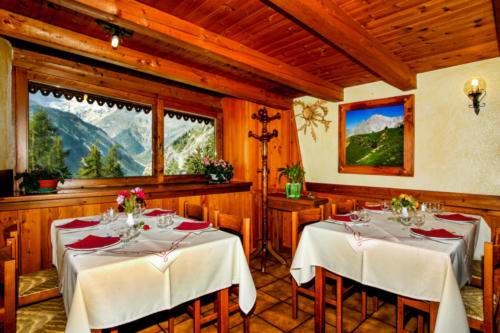 Baita Ermitage | Ristorante Ermitage Courmayeur